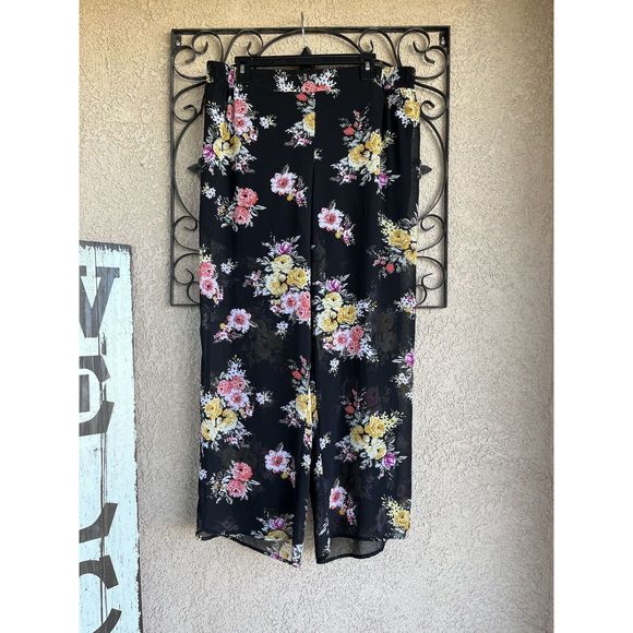 Torrid floral chiffon pants - size 1X - multicolored - Picture 4 of 11